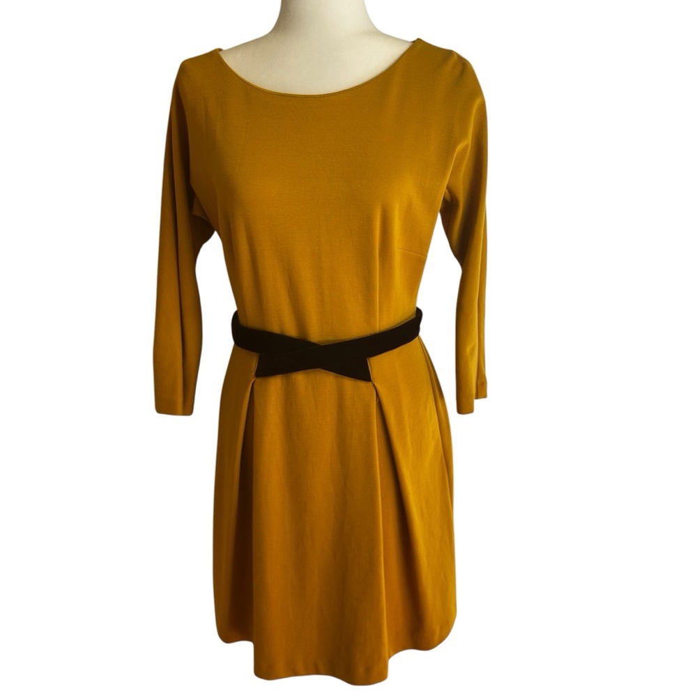 Girls From Savoy swiftie dressMarigold Yellow Velvet Women's size Med New cute